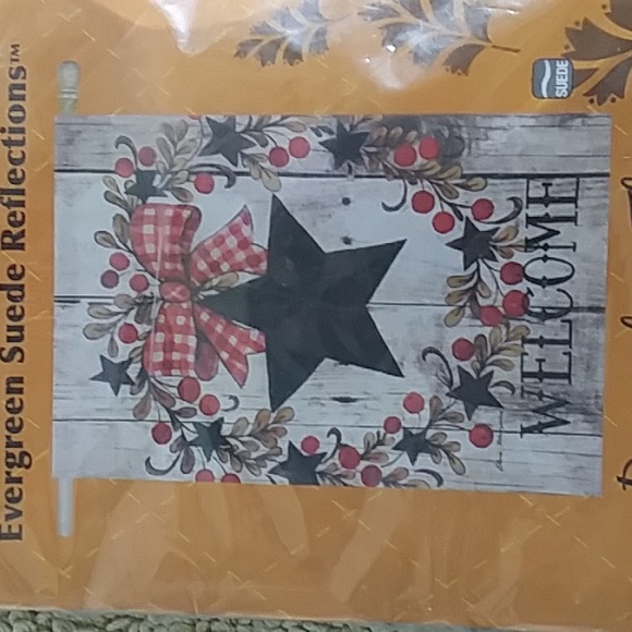 Evergreen Decorative Flag - Picture 4 of 4